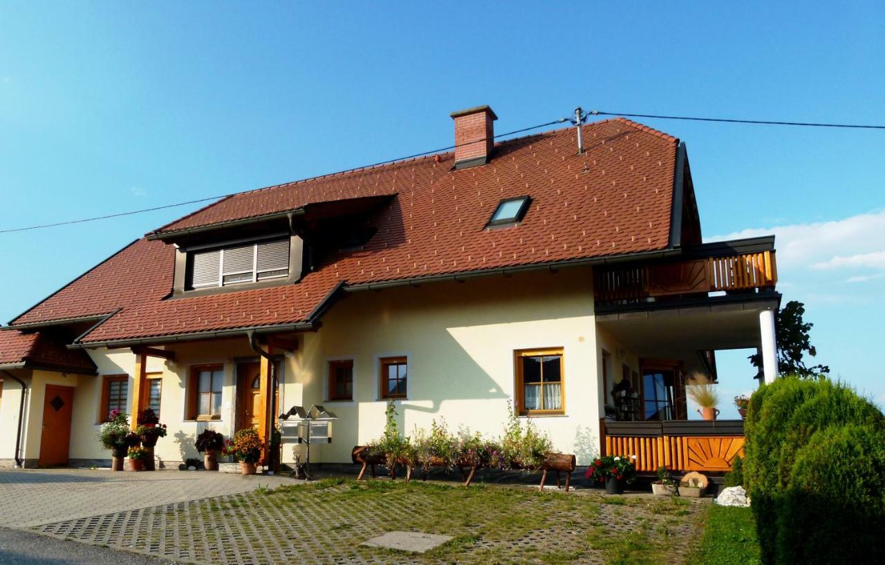 Апартаменты Berg-Arche Sankt Margarethen im Lavanttal Экстерьер фото